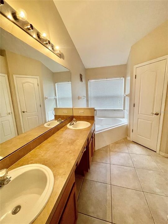Недавно арендовано: $2,700 (4 спален, 2 ванн, 2018 Квадратных фут)