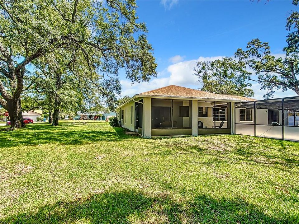 Active With Contract: $365,000 (3 beds, 2 baths, 1866 Square Feet)