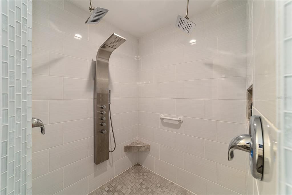 待售: $465,000 (4 贝兹, 2 浴室, 2603 平方英尺)