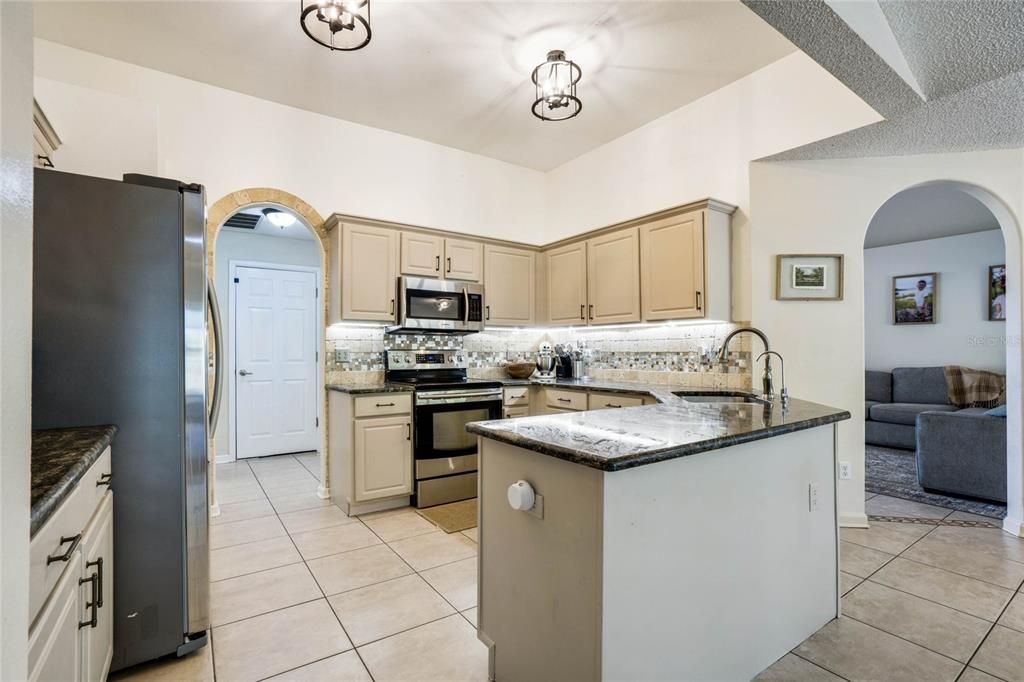 For Sale: $579,000 (3 beds, 2 baths, 1680 Square Feet)