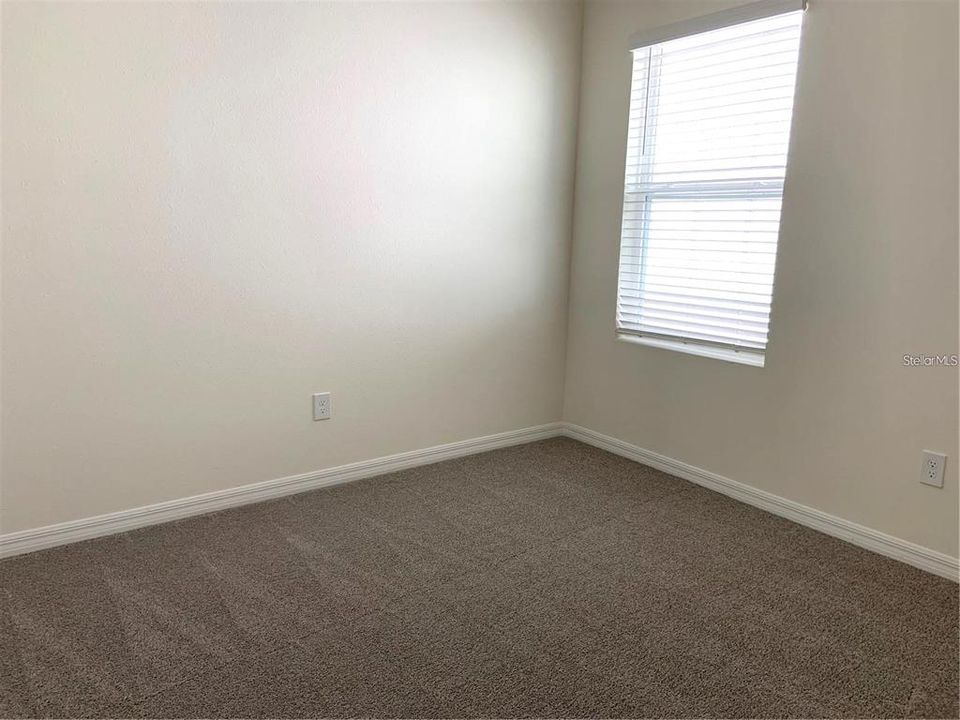 For Rent: $2,250 (3 beds, 2 baths, 1516 Square Feet)