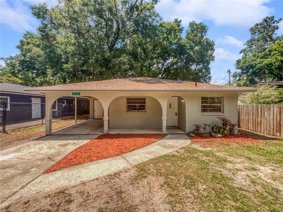 For Sale: $293,000 (3 beds, 2 baths, 1393 Square Feet)