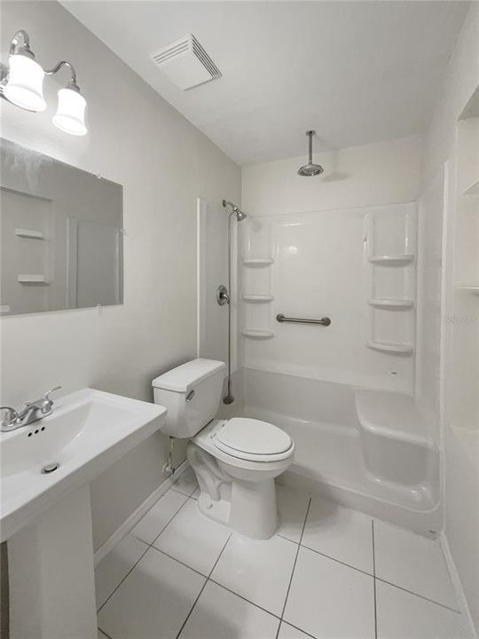 For Sale: $345,000 (2 beds, 1 baths, 1225 Square Feet)