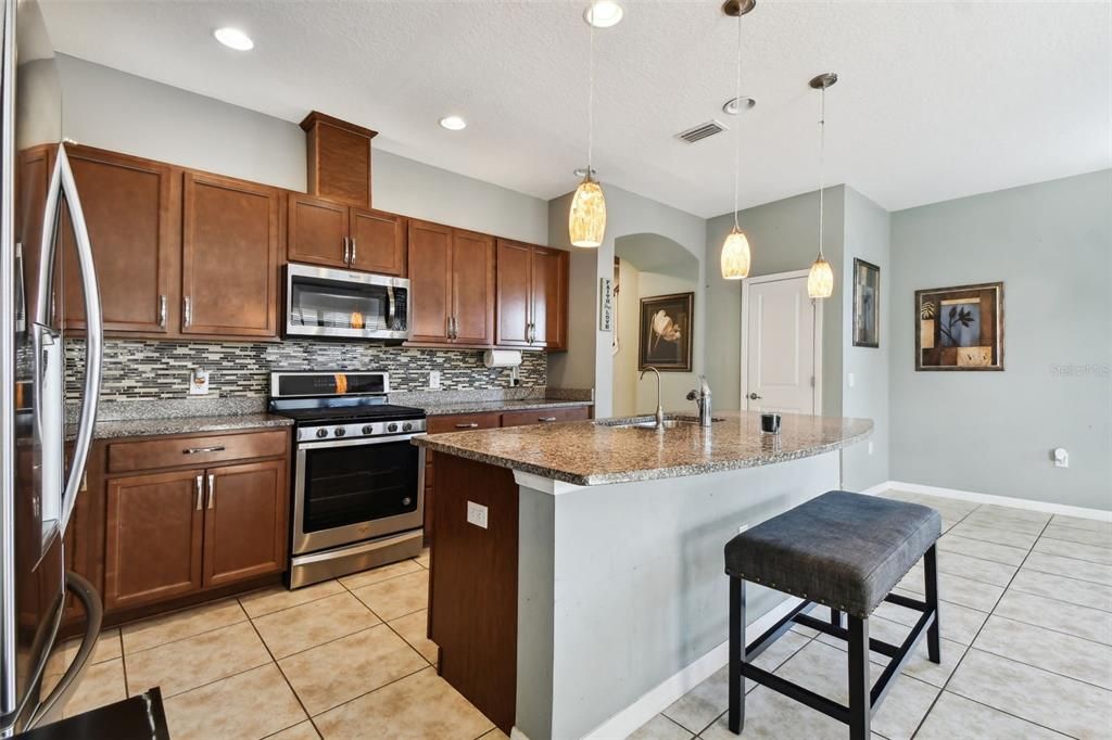 For Sale: $489,700 (4 beds, 2 baths, 2128 Square Feet)