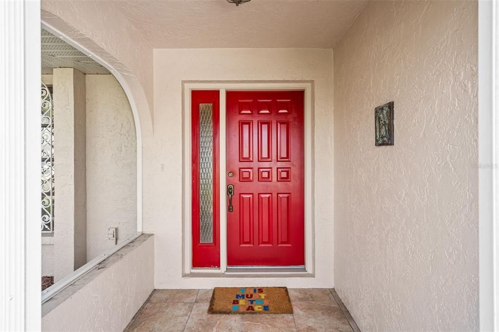 Active With Contract: $2,750 (3 beds, 2 baths, 1941 Square Feet)