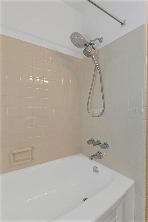 For Rent: $2,450 (2 beds, 2 baths, 1554 Square Feet)