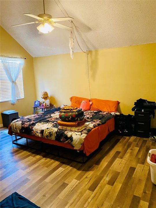 Recently Sold: $127,000 (1 beds, 1 baths, 854 Square Feet)