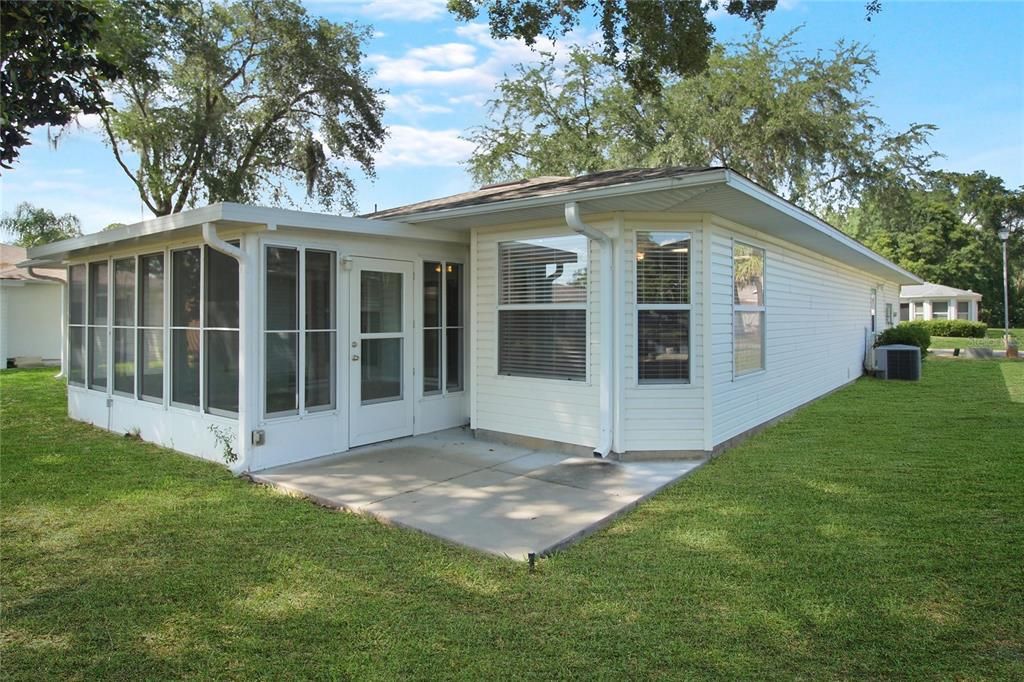For Sale: $279,900 (3 beds, 2 baths, 1685 Square Feet)