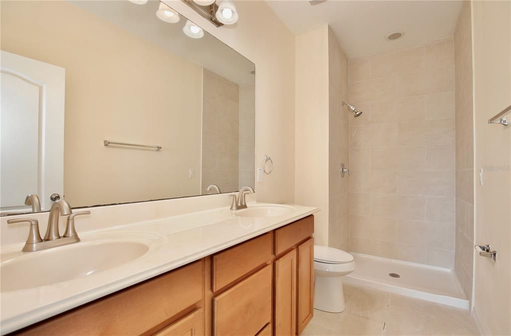 Недавно арендовано: $2,095 (3 спален, 2 ванн, 1550 Квадратных фут)