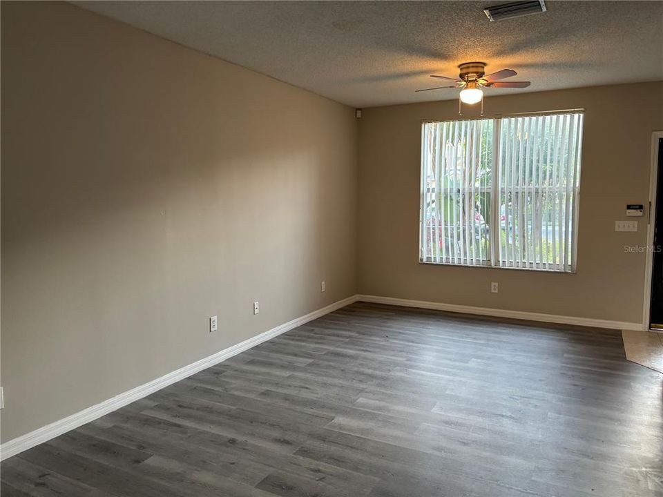 For Rent: $2,200 (2 beds, 2 baths, 1241 Square Feet)