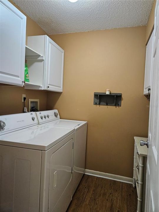 For Rent: $2,600 (3 beds, 2 baths, 1507 Square Feet)