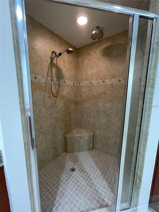 出租: $3,500 (2 贝兹, 2 浴室, 1384 平方英尺)