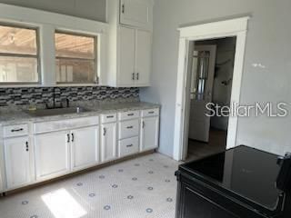 For Sale: $450,000 (4 beds, 1 baths, 1709 Square Feet)
