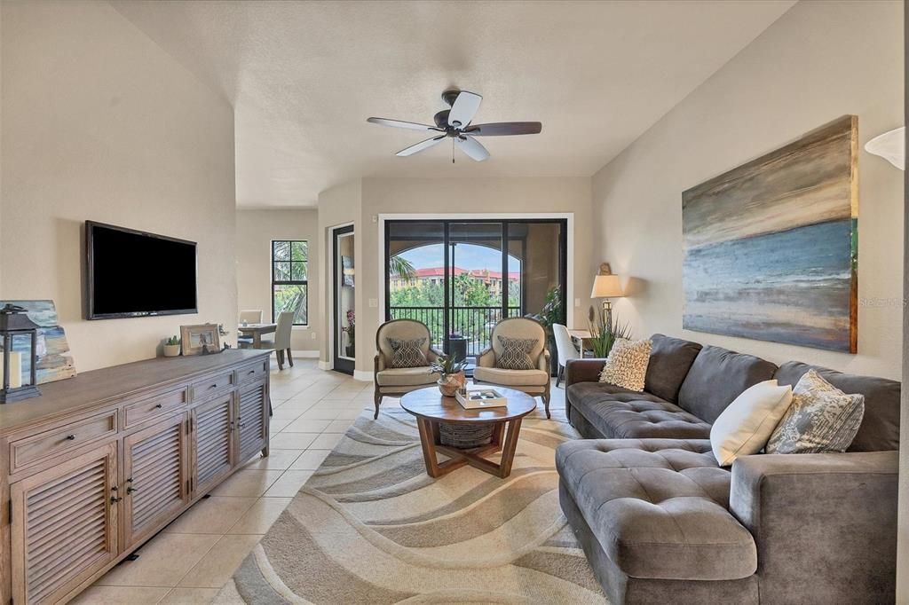For Sale: $436,500 (2 beds, 2 baths, 1485 Square Feet)
