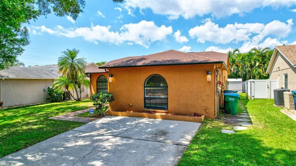 For Sale: $640,000 (4 beds, 3 baths, 1780 Square Feet)