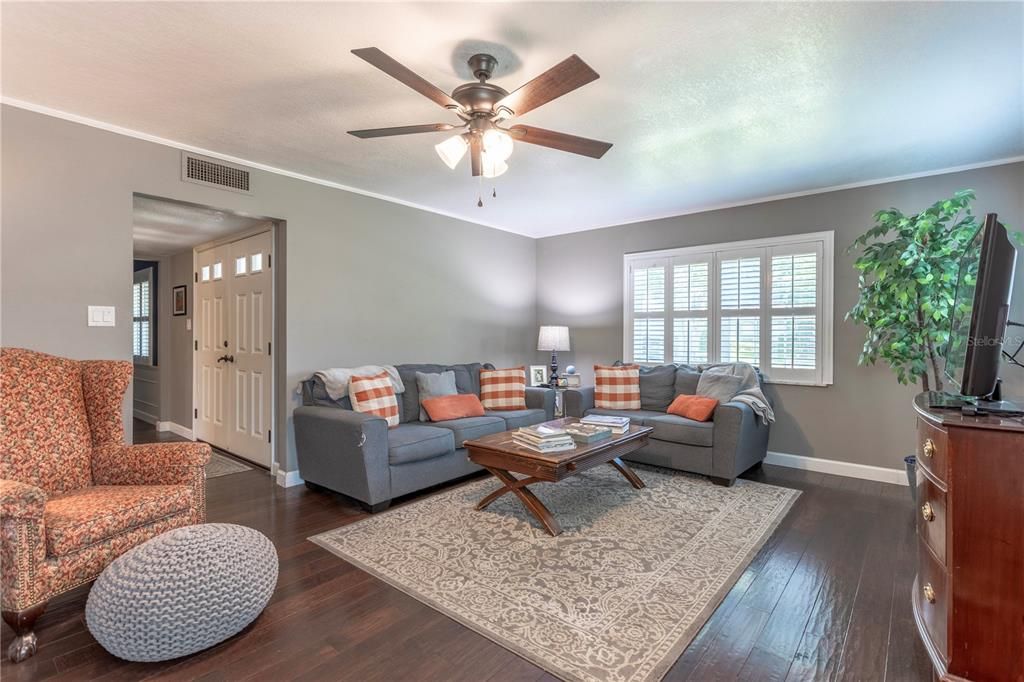 Active With Contract: $510,000 (4 beds, 2 baths, 2320 Square Feet)