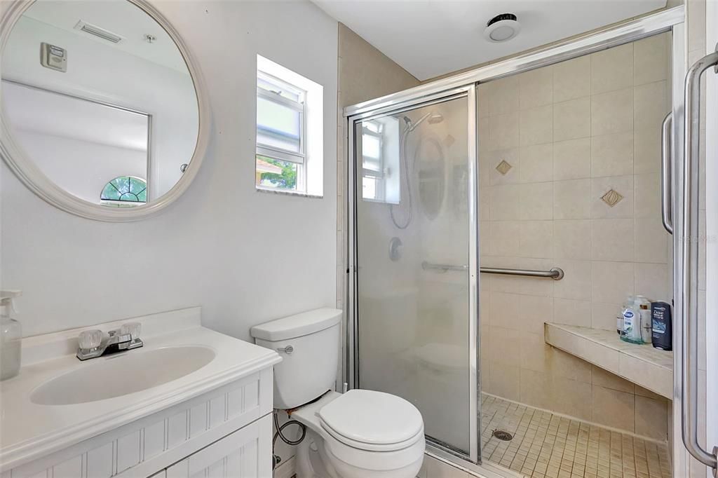待售: $640,000 (0 贝兹, 0 浴室, 1780 平方英尺)