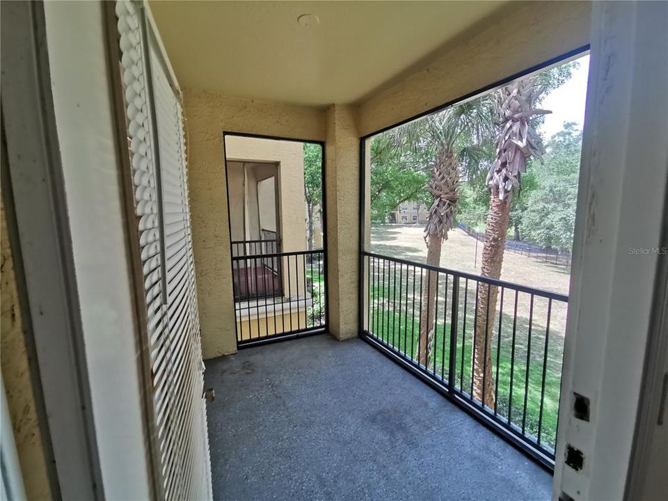 For Sale: $167,000 (1 beds, 1 baths, 854 Square Feet)