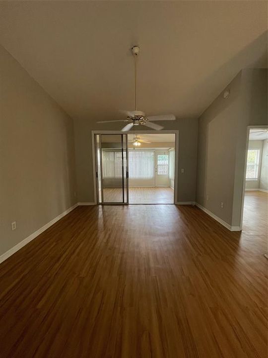 For Rent: $2,850 (3 beds, 2 baths, 1820 Square Feet)