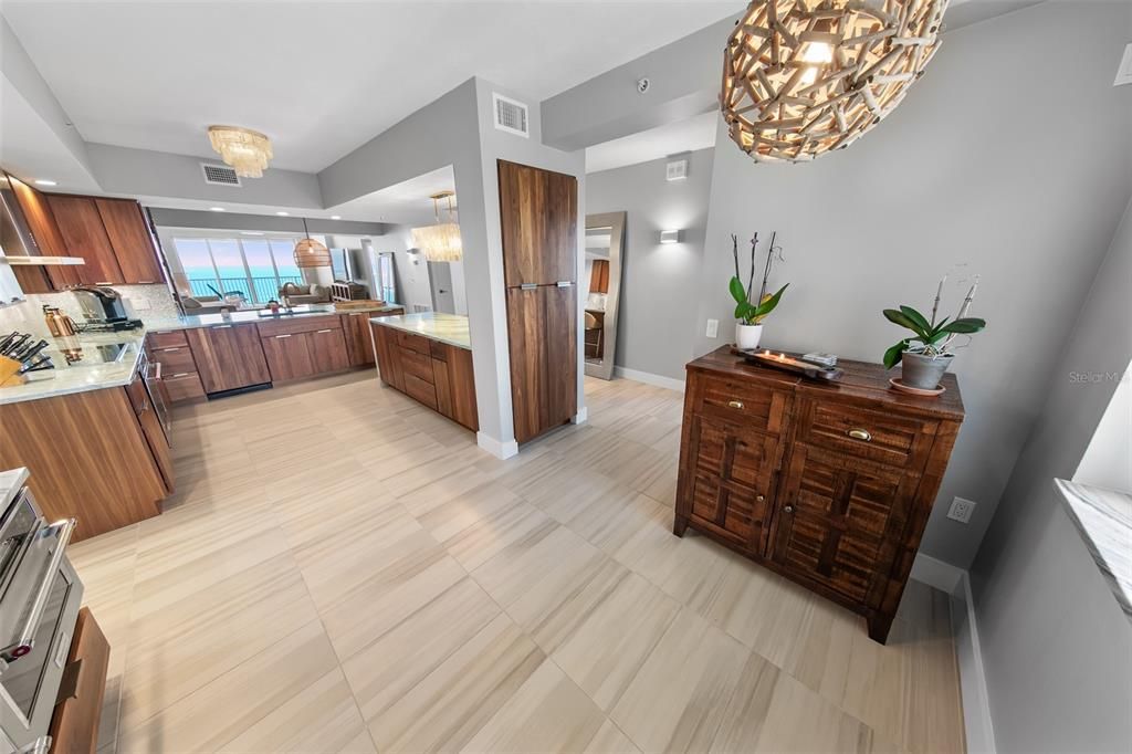 Active With Contract: $1,198,000 (3 beds, 3 baths, 2278 Square Feet)