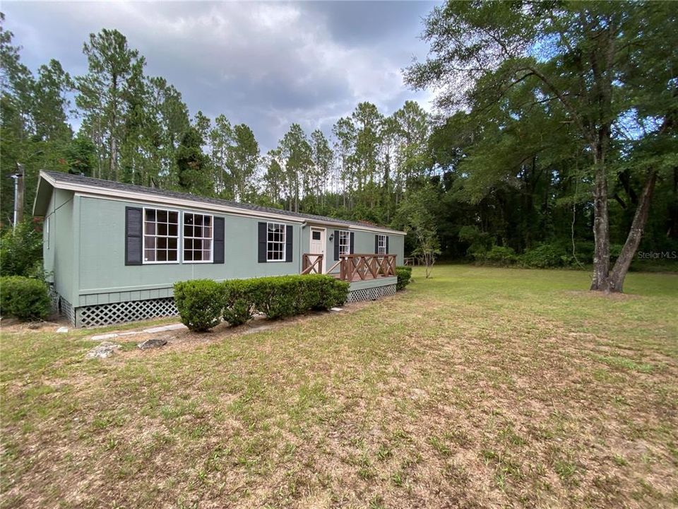 Active With Contract: $299,900 (3 beds, 2 baths, 1248 Square Feet)