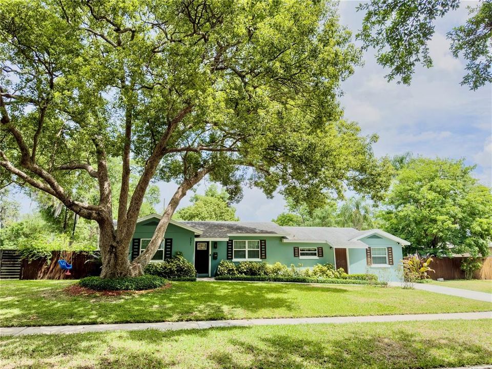 For Sale: $599,000 (3 beds, 2 baths, 1568 Square Feet)