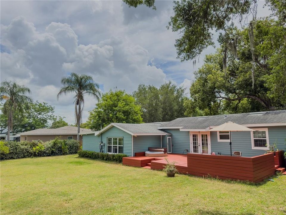 For Sale: $599,000 (3 beds, 2 baths, 1568 Square Feet)