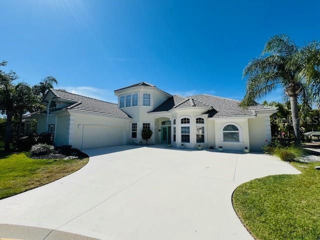 Recently Sold: $1,100,000 (3 beds, 3 baths, 3028 Square Feet)