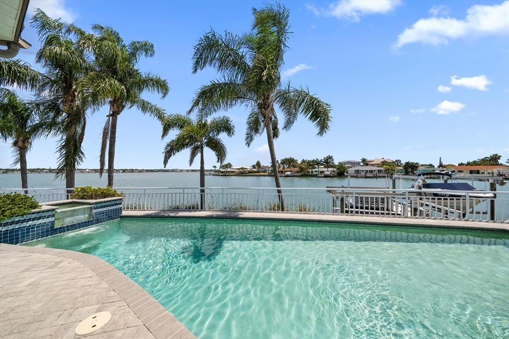 Recently Sold: $2,800,000 (3 beds, 3 baths, 3406 Square Feet)