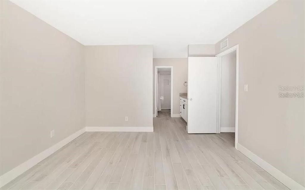 Recently Rented: $2,150 (2 beds, 2 baths, 1339 Square Feet)