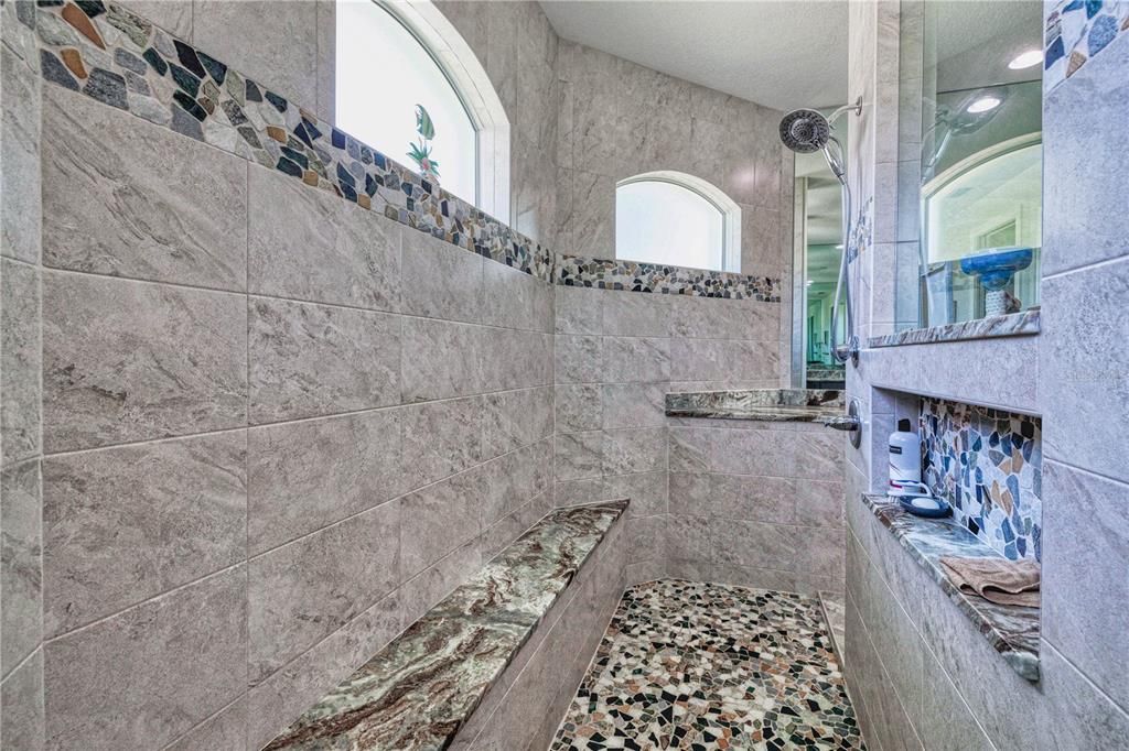待售: $600,000 (3 贝兹, 2 浴室, 1796 平方英尺)