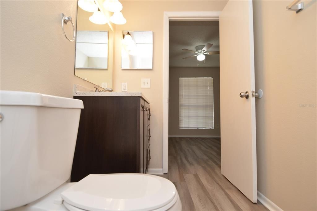 Active With Contract: $1,675 (2 beds, 2 baths, 1007 Square Feet)