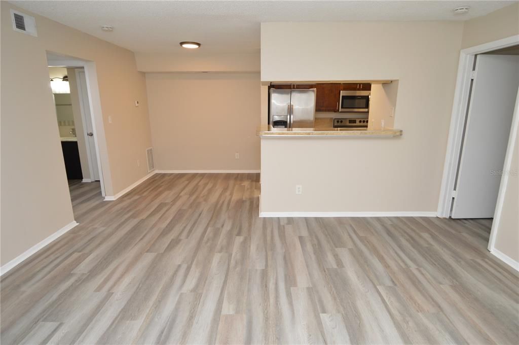 Recently Rented: $1,675 (2 beds, 2 baths, 1007 Square Feet)