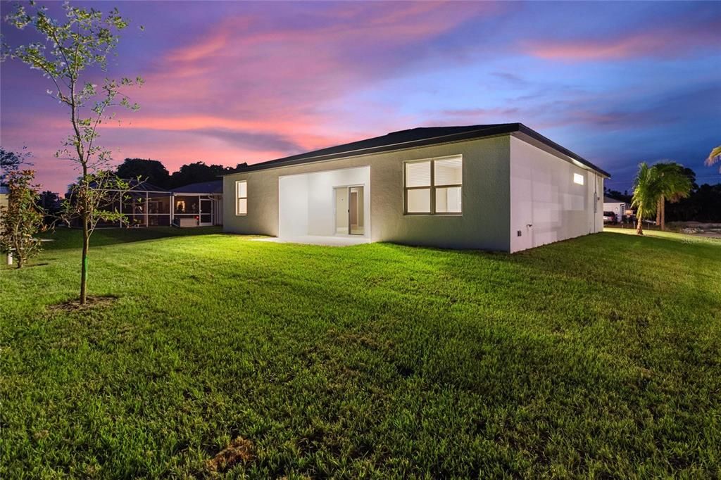 For Rent: $2,575 (4 beds, 2 baths, 1717 Square Feet)