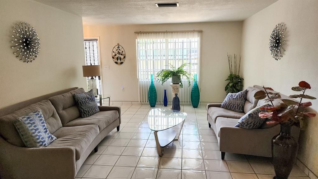 For Sale: $249,900 (3 beds, 2 baths, 1447 Square Feet)