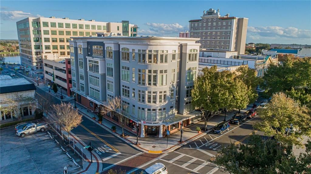 LOFTS on THE PARK in LAKELAND