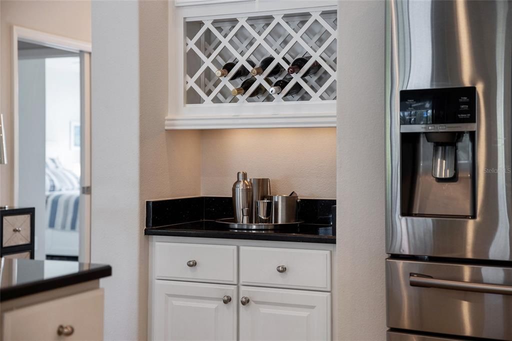 Wine Bar with Built-in Wine Rack