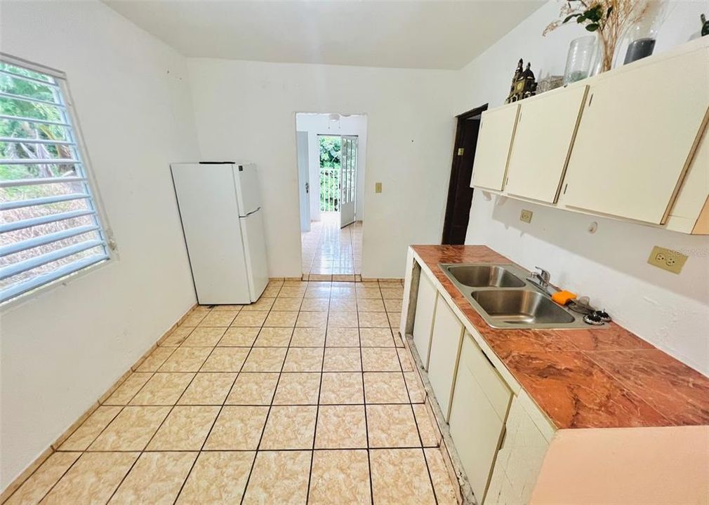 En Venta: $125,000 (0 camas, 0 baños, 1330 Pies cuadrados)