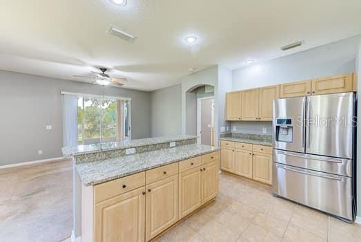 For Sale: $444,500 (4 beds, 2 baths, 1939 Square Feet)