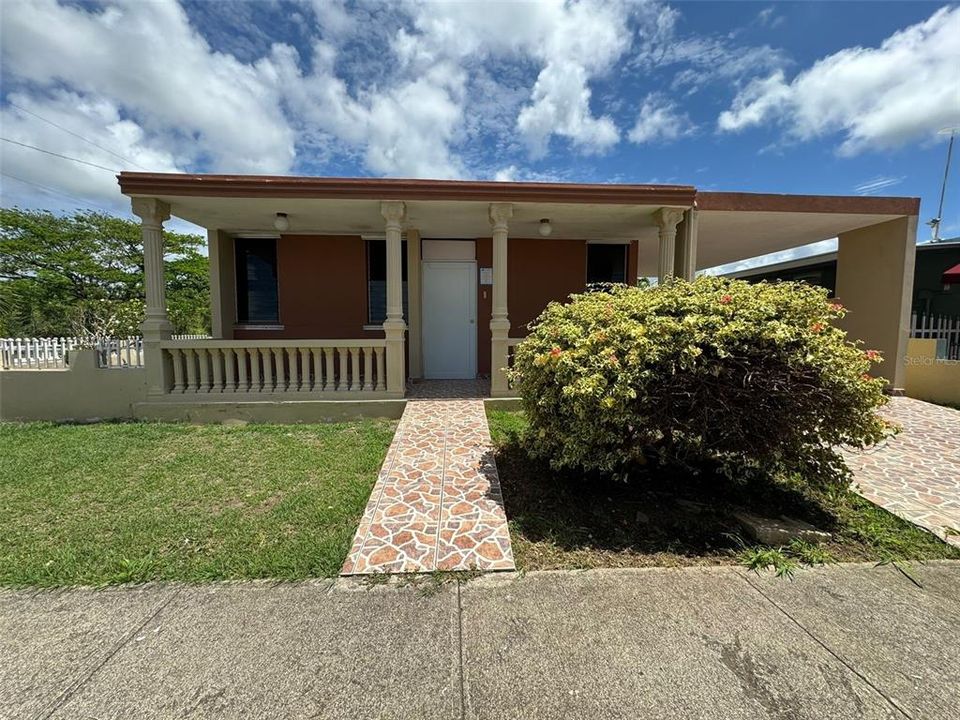 Recently Sold: $50,000 (3 beds, 1 baths, 920 Square Feet)
