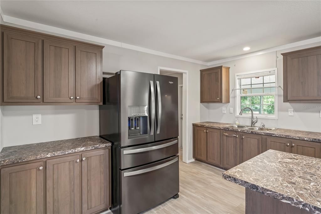 For Sale: $234,900 (3 beds, 2 baths, 1539 Square Feet)