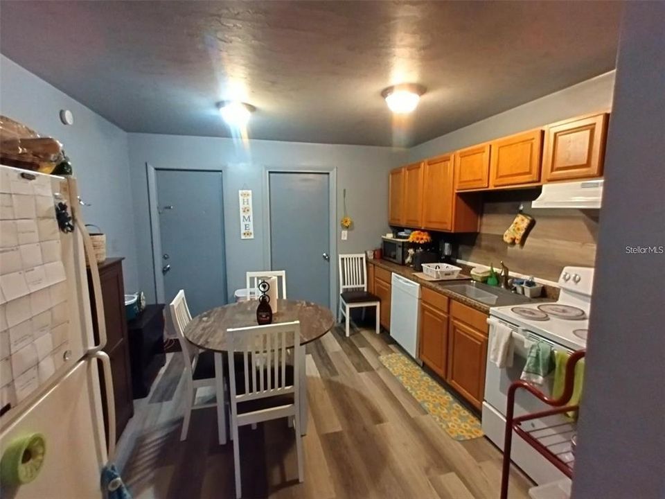 For Sale: $289,000 (0 beds, 0 baths, 1792 Square Feet)