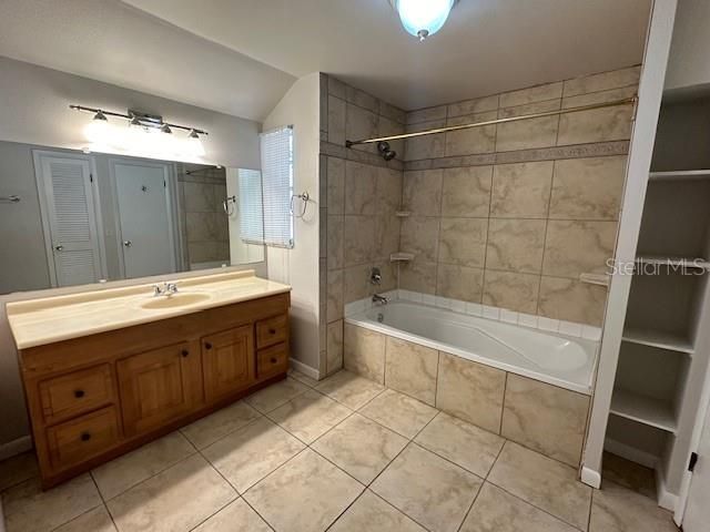 For Sale: $183,000 (2 beds, 2 baths, 1170 Square Feet)
