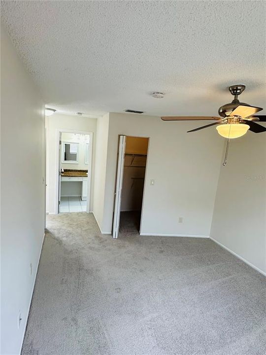 For Sale: $375,500 (3 beds, 2 baths, 1064 Square Feet)