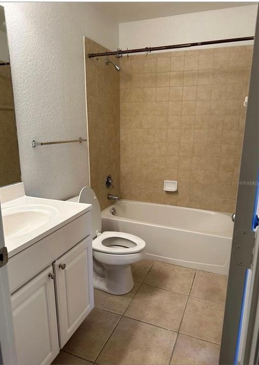For Rent: $2,400 (2 beds, 2 baths, 1349 Square Feet)