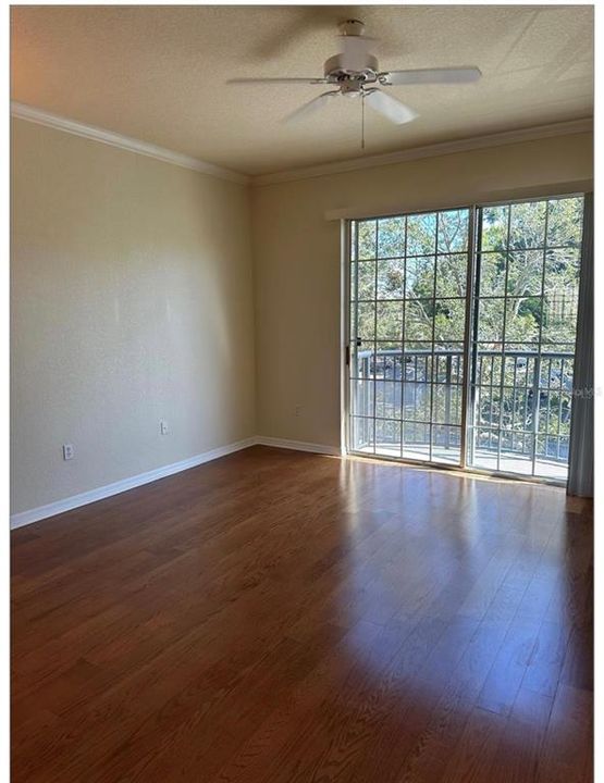 For Rent: $2,400 (2 beds, 2 baths, 1349 Square Feet)