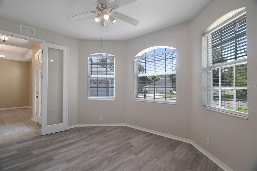 Active With Contract: $2,800 (3 beds, 2 baths, 1875 Square Feet)