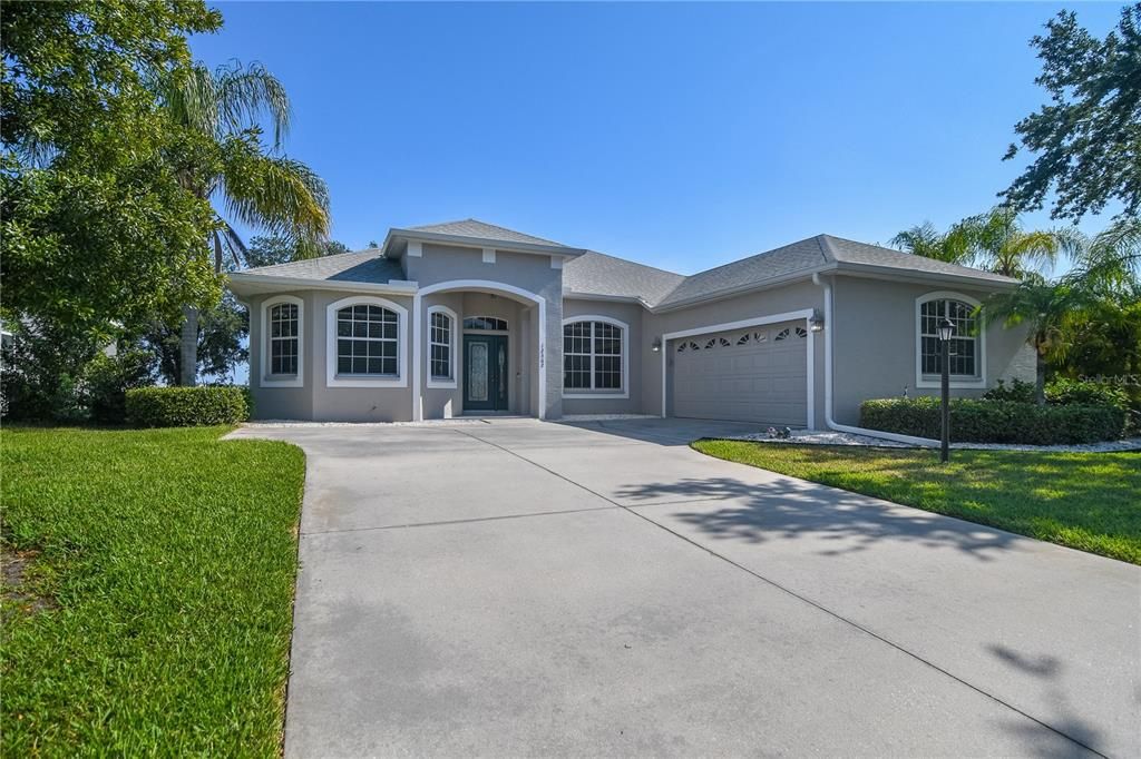 Active With Contract: $2,800 (3 beds, 2 baths, 1875 Square Feet)