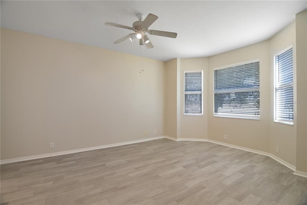 Active With Contract: $2,800 (3 beds, 2 baths, 1875 Square Feet)