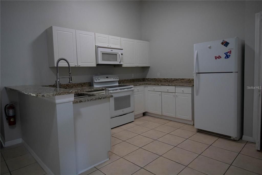 For Sale: $249,000 (3 beds, 2 baths, 1266 Square Feet)